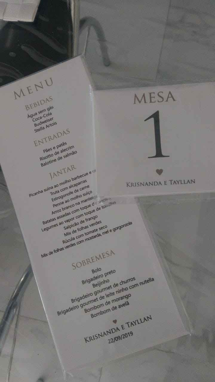 Os menu's e identificadores de mesa chegaraam \o/