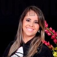Meu cabelo em março deste ano.. 1 mês após fazer as mechas pela última vez.. tive que cortar uns 5 d
