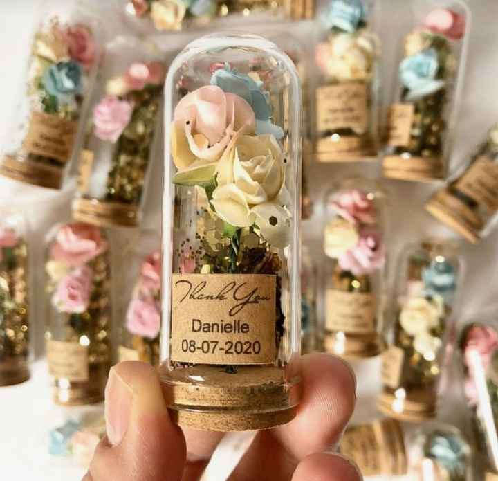 Poste AQUI uma foto da lembrancinha que vão dar para as pessoas convidadas🎁👇 - 1