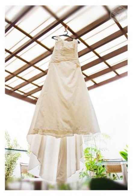 Vendo meu vestido