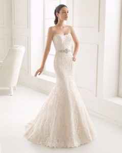 Vestido estilo sereia
