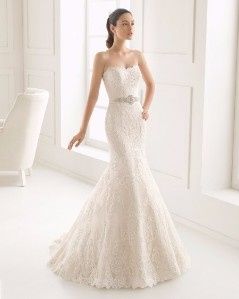 Vestido estilo sereia