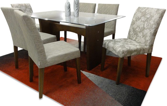  Mesa de Jantar da linha Carmen Flores