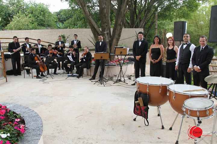 Música ao vivo - aqui é uma orquestra