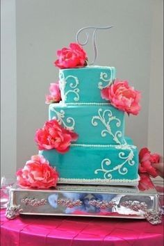 Bolo rosa e azul Tiffany