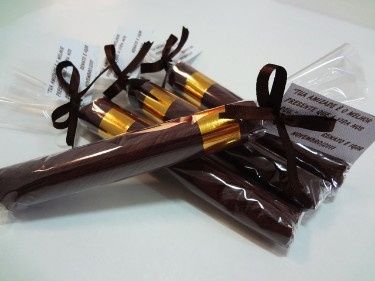Charutos de chocolate de lembrancinha