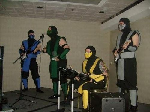E a banda a caráter rs