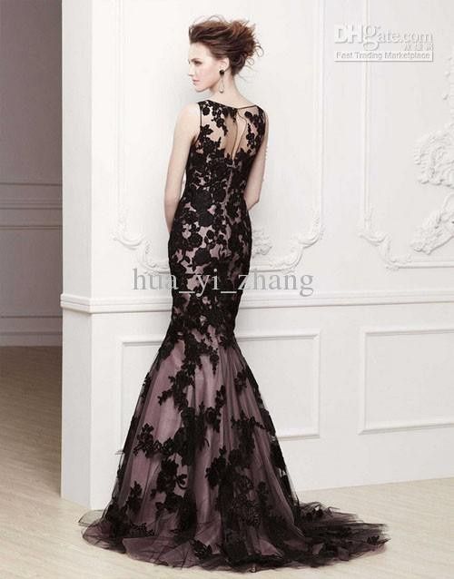Vestido de noiva com preto