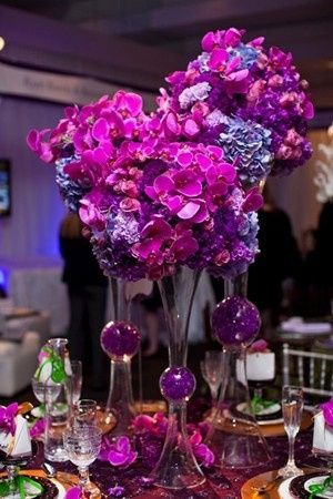 Decoração com lírios e orquídeas