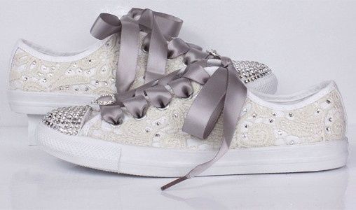 Renda e strass