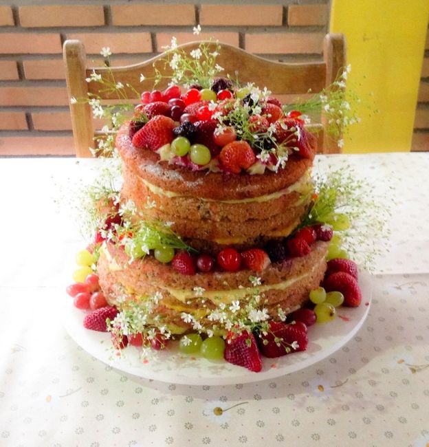 Naked cake