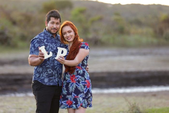 Optamos por ser fotografados ao por do sol 