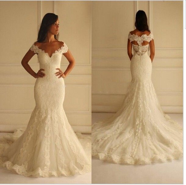 Em busca do vestido ideal.