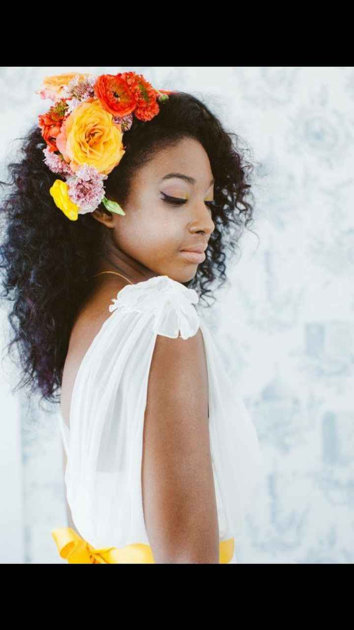 Afro cumprido e floral