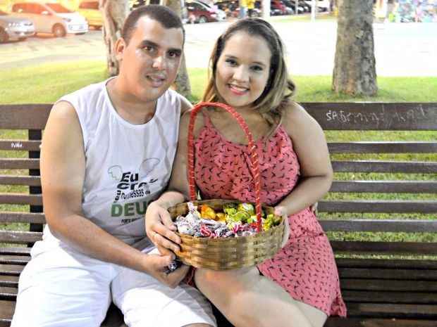 BOMBOM