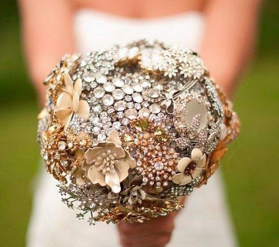 BUQUE DE BROCHE