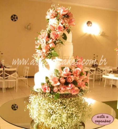 O bolo de casamento com flores perfeito - 5