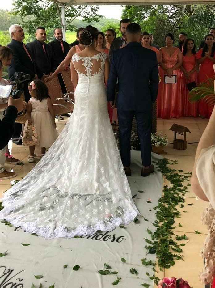Casamentos reais 2018: o vestido (costas) - 1