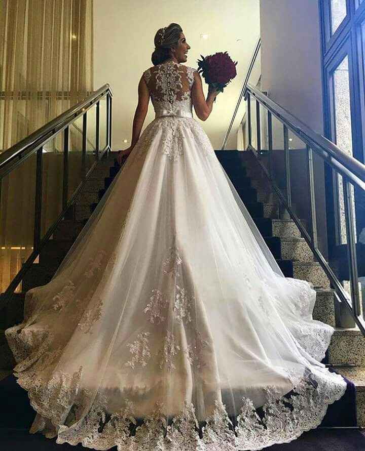 Alugar ou mandar fazer o vestido? - 1