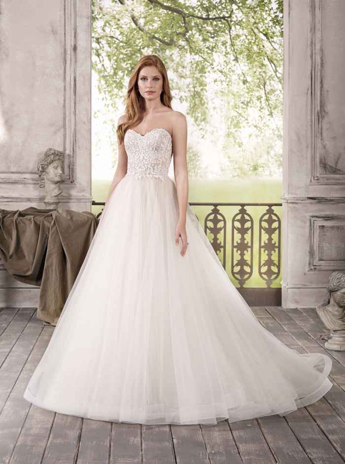 1. Fara Sposa