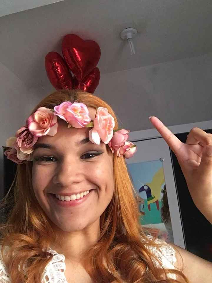 bexigas de coração e coroa de flores