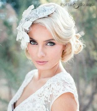 Penteado com arranjo