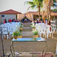 Depois de 2 anos adiando 3 vezes a data do casamento aconteceu. Foi rustico simples mais cheio da Pr