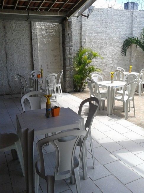 Mesas sem toalha