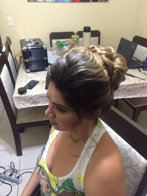 Prova de penteado e make