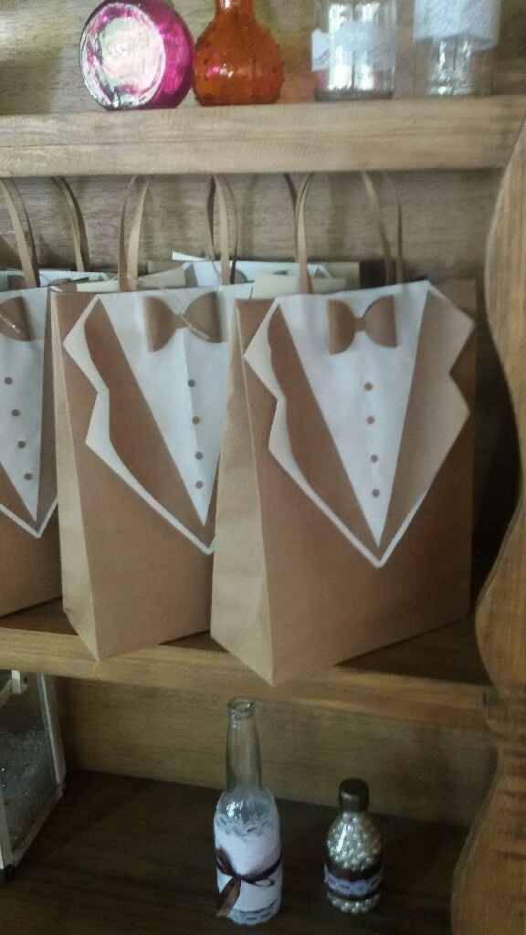 Procura-se sacolinha engravatada para lembrança dos padrinhos - 1