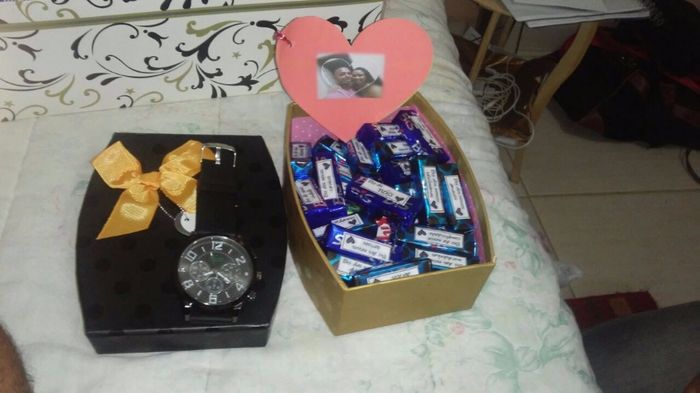 Caixa de doces e o relógio