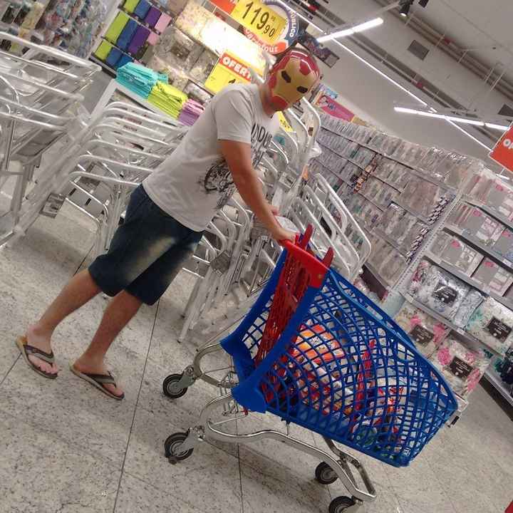 pra aguentar os preços do supermercado..só o homem de ferro mesmo...