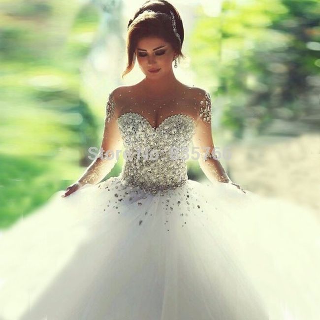 Vestido de Noiva com Brilho