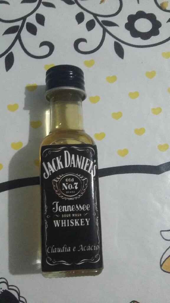 Chegaram as garrafinhas de whisky #vemver - 1