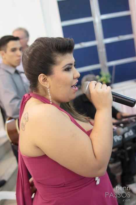 Cantando em casamentos
