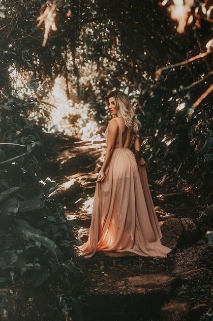Inspiração vestido longo das costas baixas