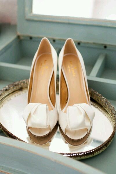 Sapatos do dia c. branco ou colorido? - 3