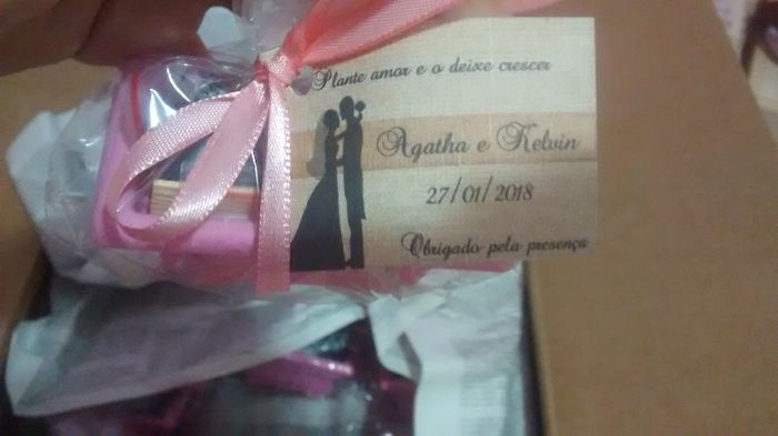 Tag "Plante e deixe o amor crescer"