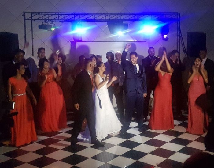 Dança dos noivos e padrinhos