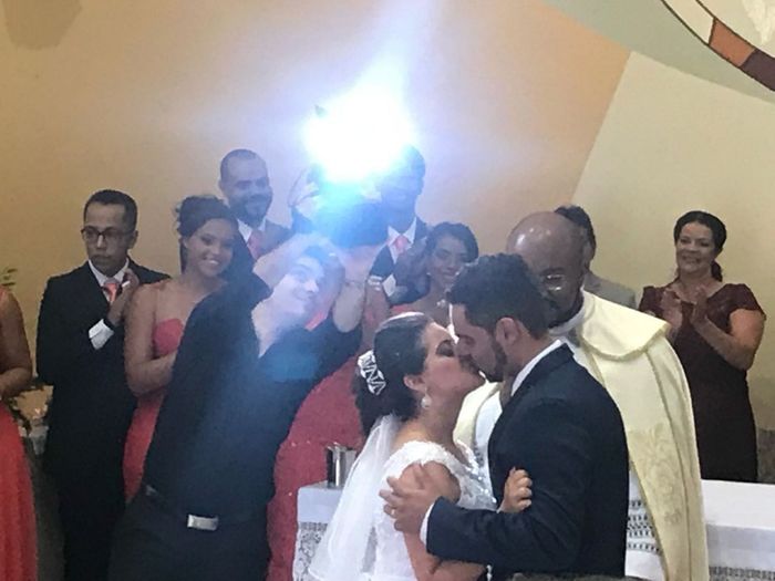beijo dos noivos