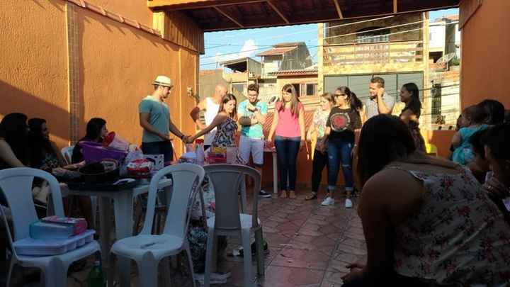 Micos para quem não chamou os noivos pelos apelidos do chá (Ortelino e Ortencia) colocamos todo mund