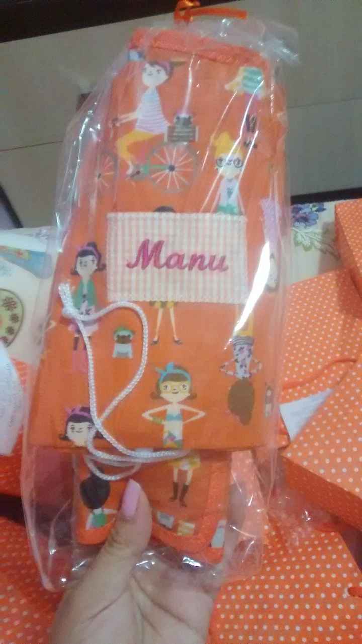 lousinha de tecido + bolsinha personalizada com nome das crianças