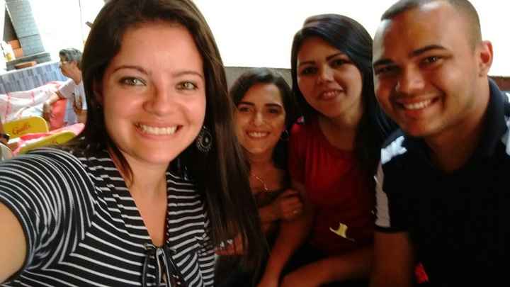 Eu, duas madrinhas e um padrinho. Da época da Faculdade para a vida 