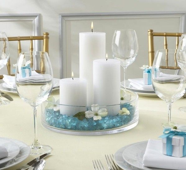 Arranjo de mesa com velas