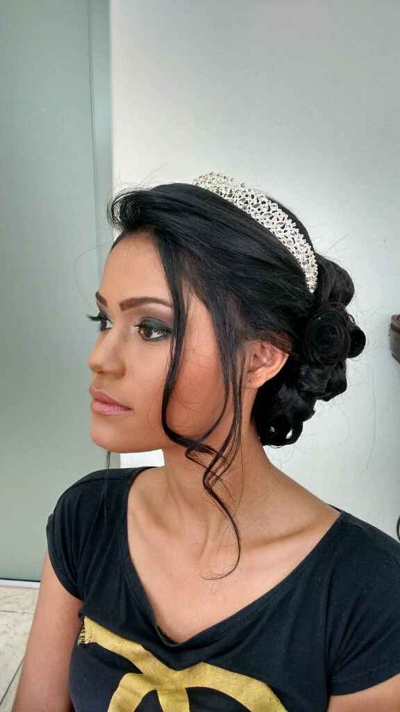 Teste de penteado e maquiagem - 1