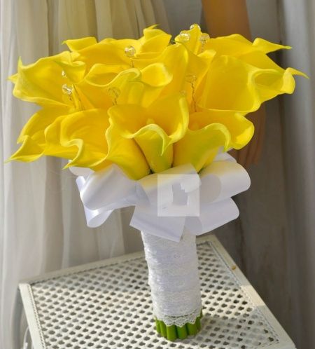 Sapato e boquet amarelo - 2