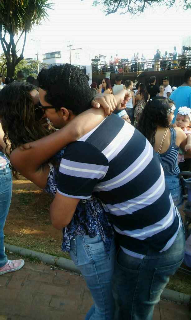Que tal uma foto romantica?? ou do primeiro encontro? - 1