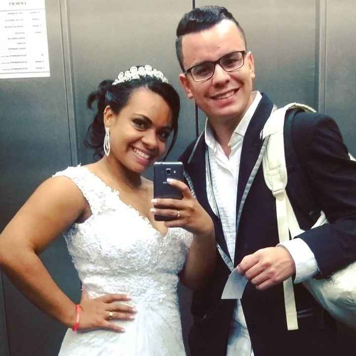 Depois da festa no hotel, exaustos