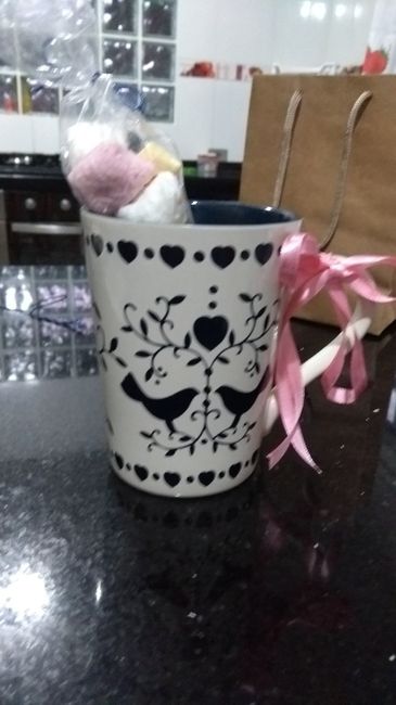 Caneca + balas de coco caseiras e recheadas