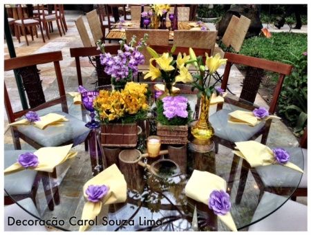 DECORAÇÃO ROXO COM AMARELO